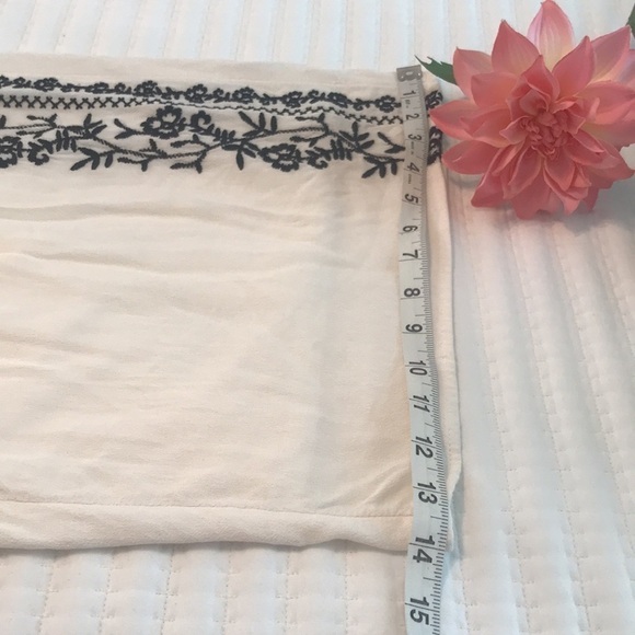 American Eagle Outfitters Halter Neck Embroidered Cropped Jumpsuit Size XS - Picture 12 of 13